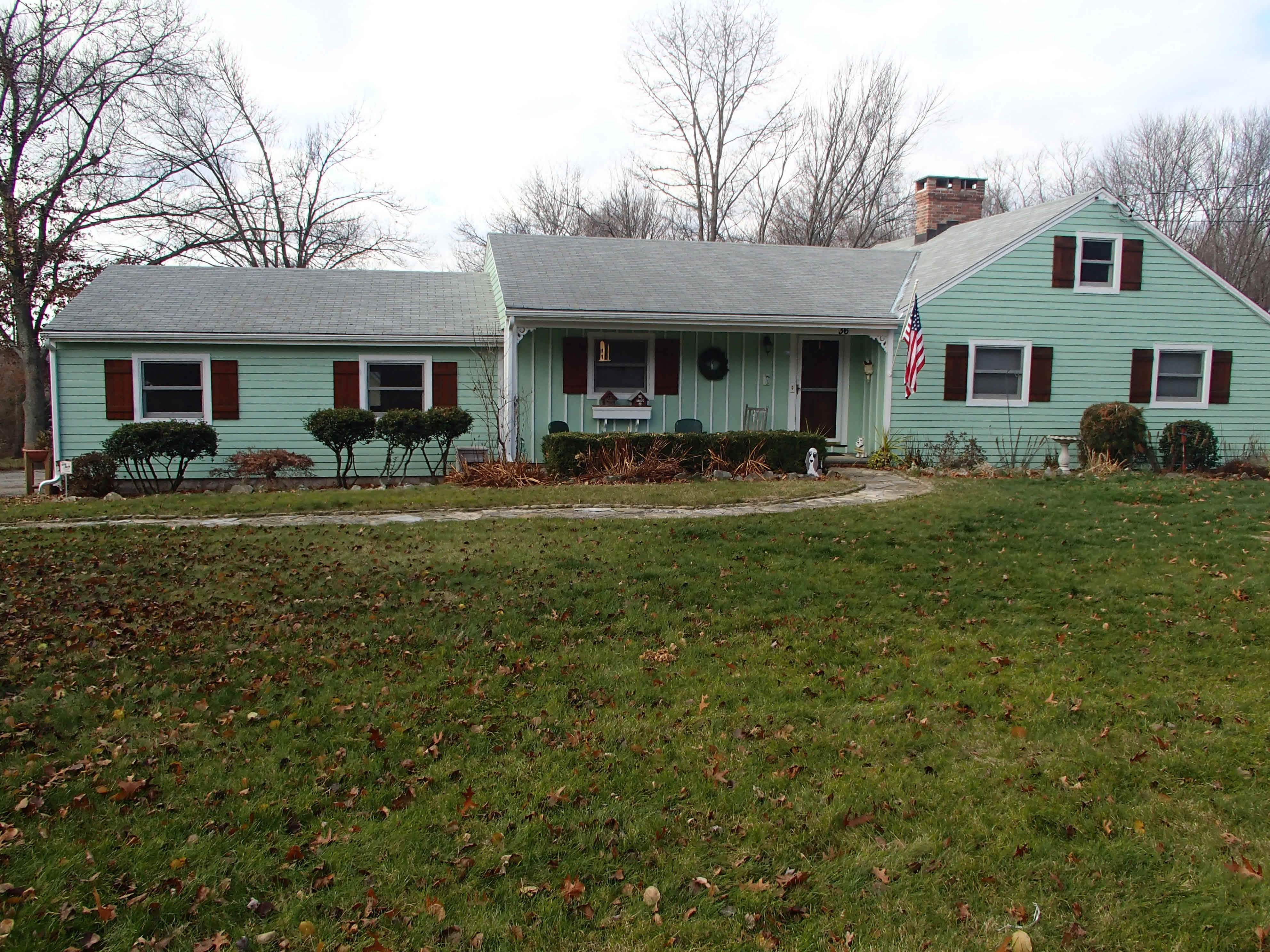 Building photograph for 36 BLUEBERRY HILL RD